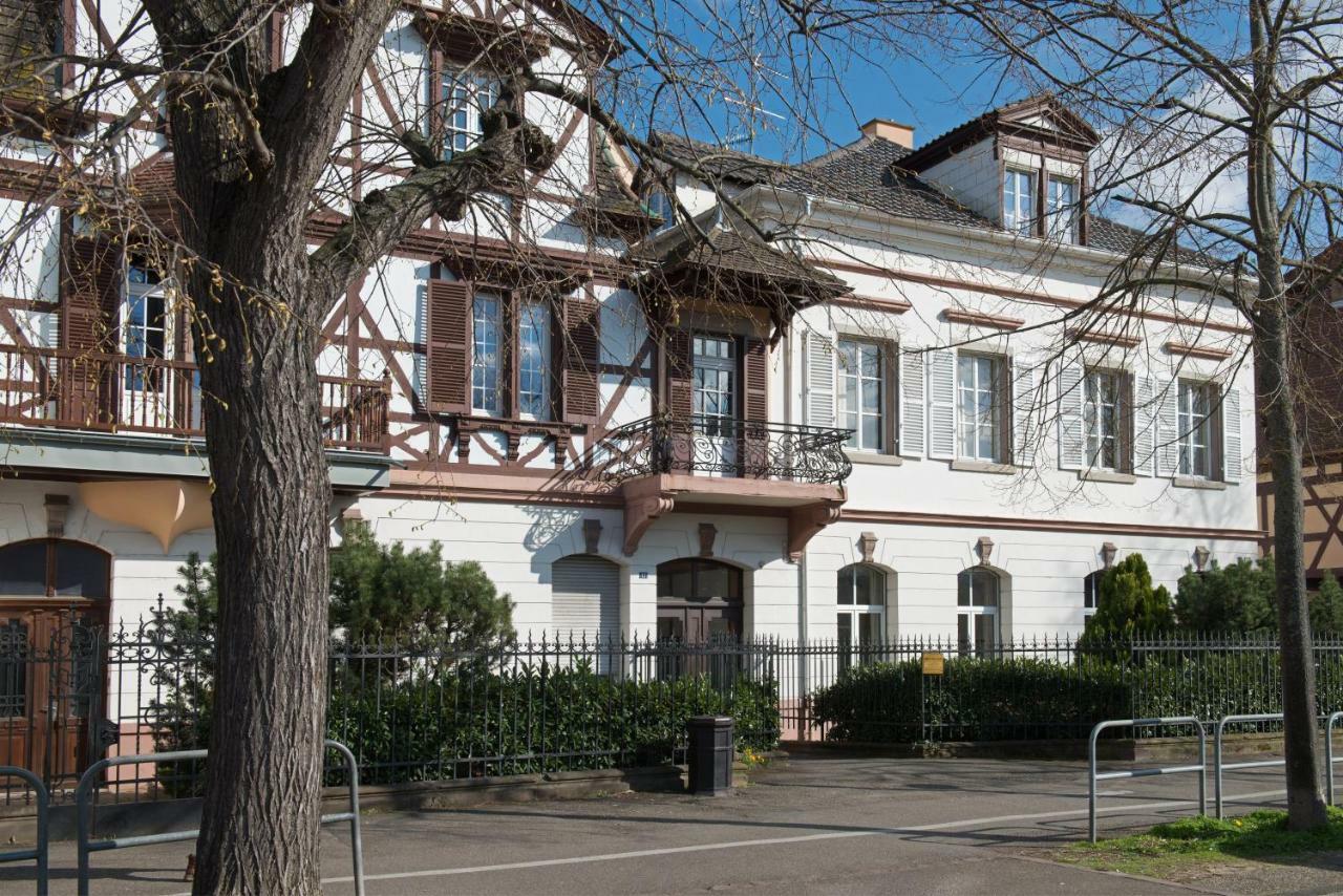 " Mademoiselle " 17 Boulevard Du Champ De Mars Colmar Exterior foto